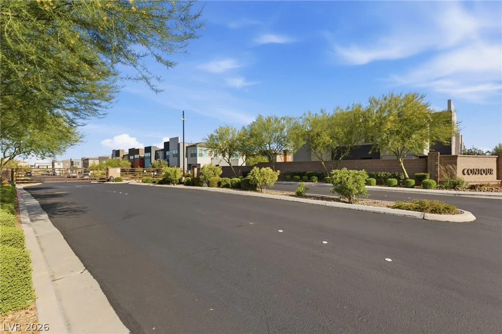 9858 Laurel Tree, Las Vegas, NV 89141