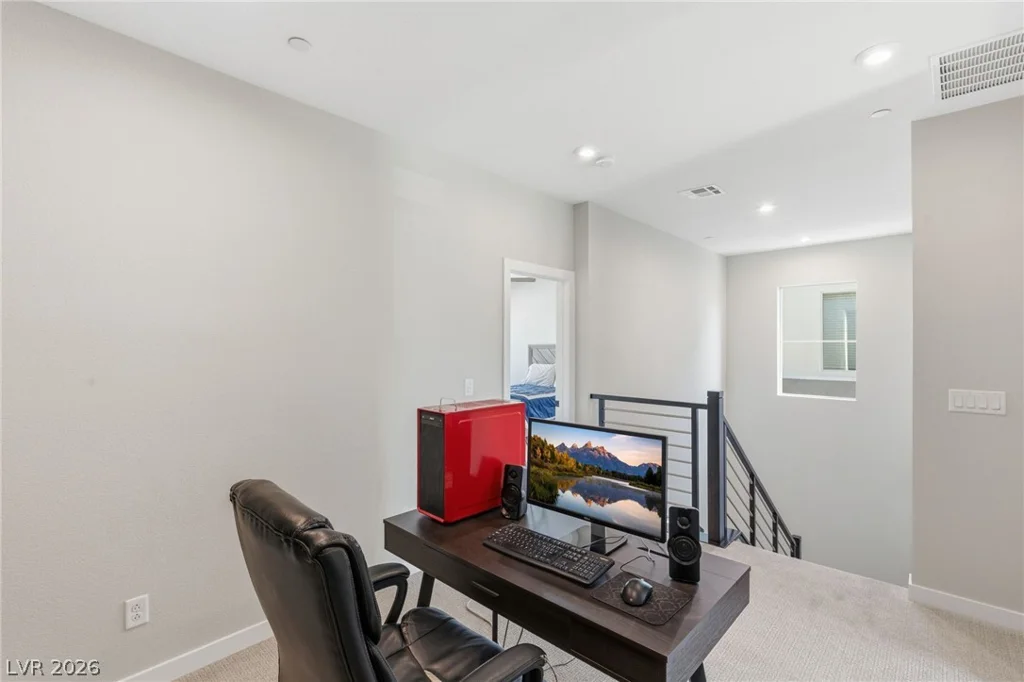 9858 Laurel Tree, Las Vegas, NV 89141