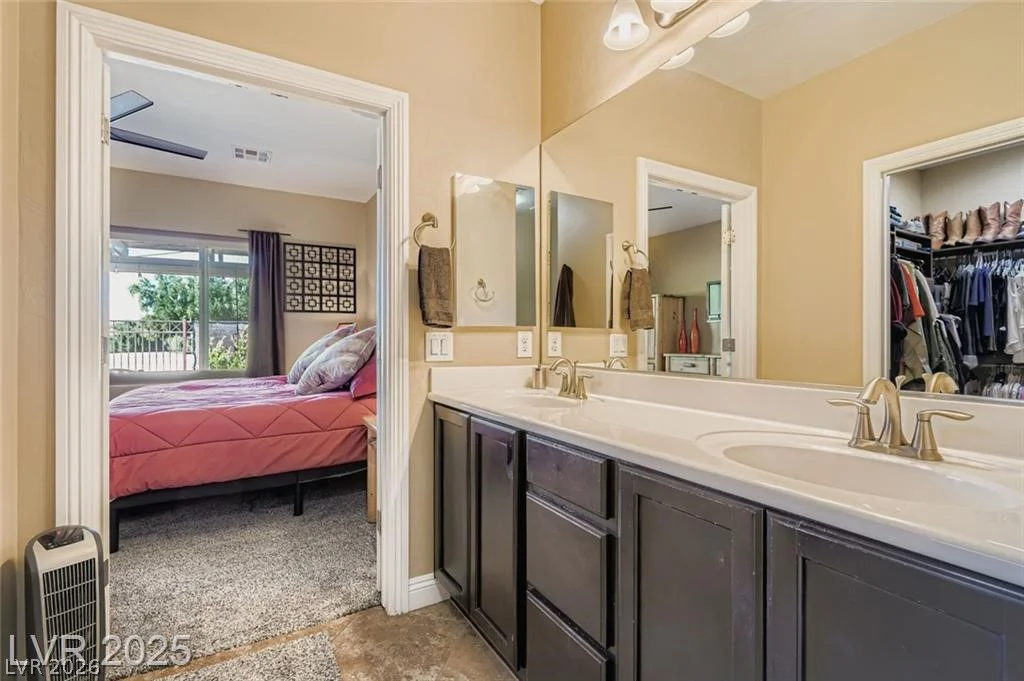 3385 Blue Ribbon Downs, Las Vegas, NV 89122