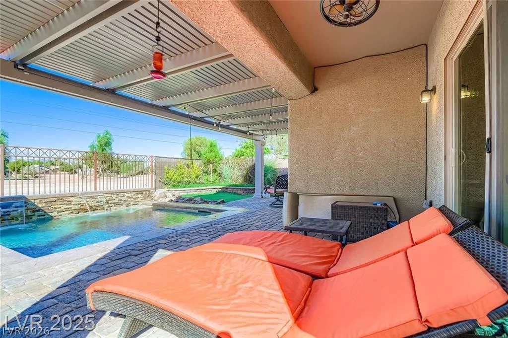 3385 Blue Ribbon Downs, Las Vegas, NV 89122