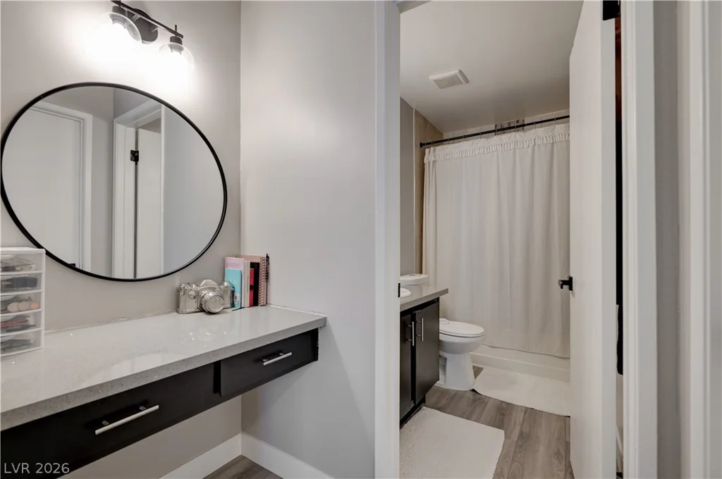 5260 Mission Monterey, Las Vegas, NV 89107