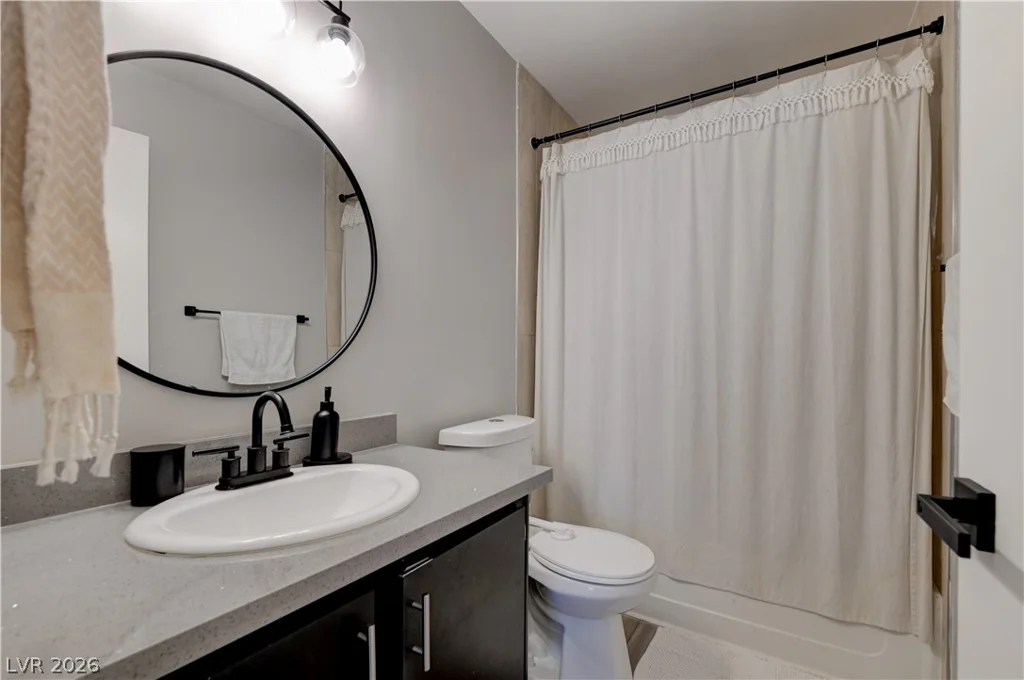 5260 Mission Monterey, Las Vegas, NV 89107