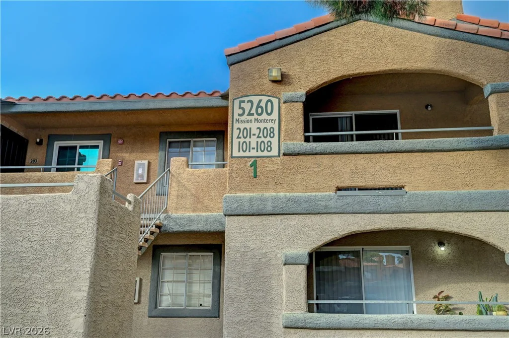 5260 Mission Monterey, Las Vegas, NV 89107