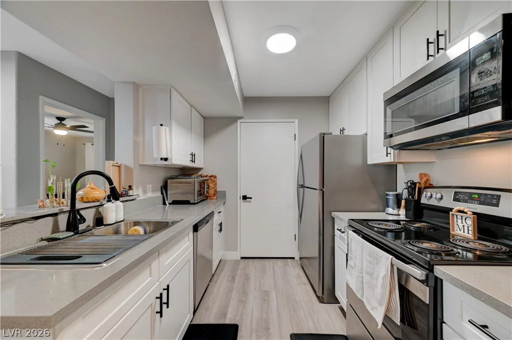 5260 Mission Monterey, Las Vegas, NV 89107
