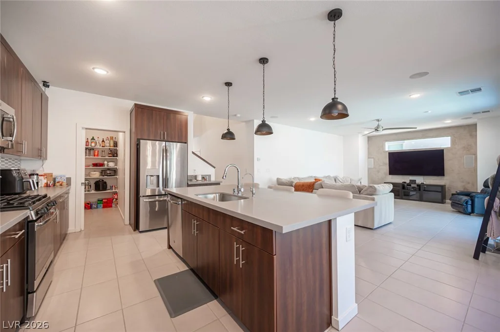 524 Grand Cascade, North Las Vegas, NV 89084