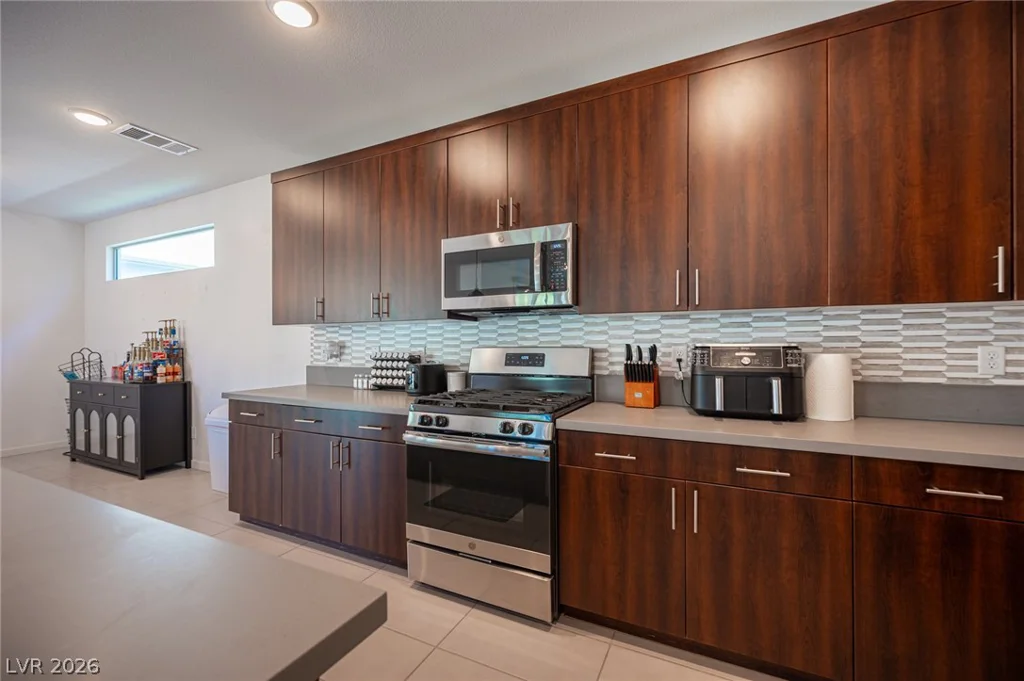 524 Grand Cascade, North Las Vegas, NV 89084