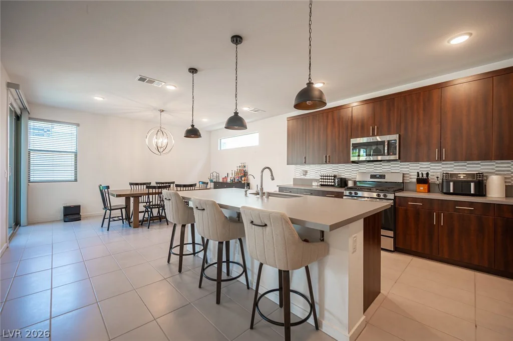 524 Grand Cascade, North Las Vegas, NV 89084