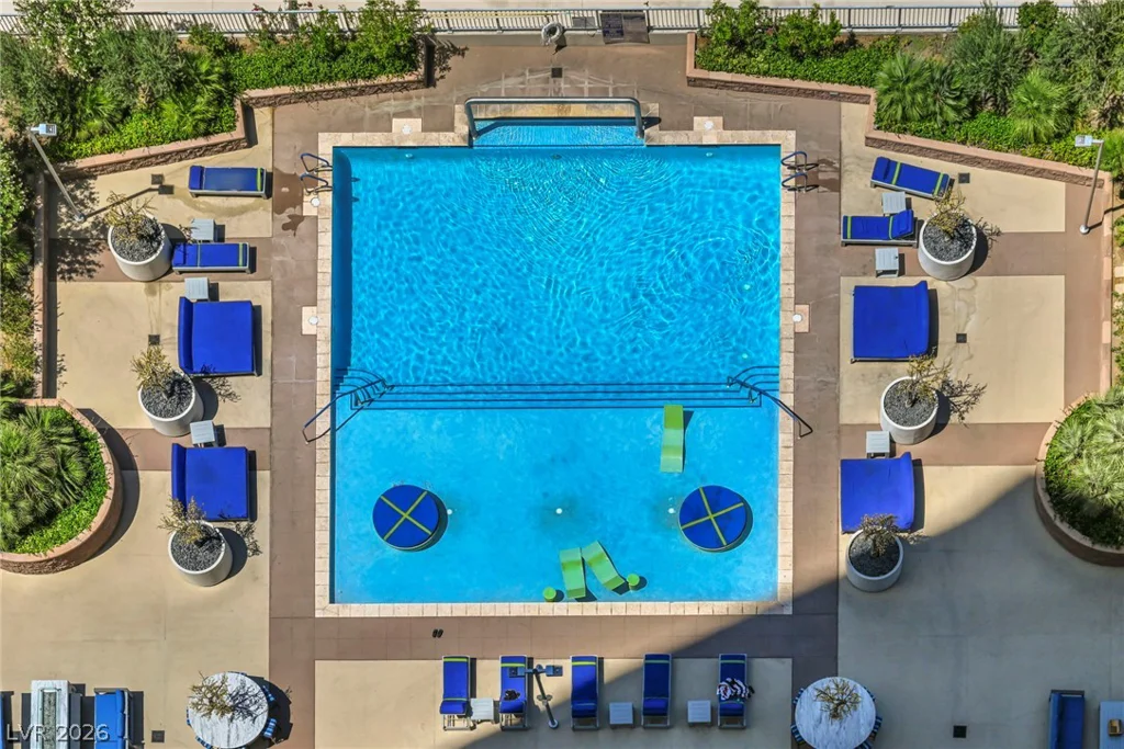 200 Sahara, Las Vegas, NV 89102