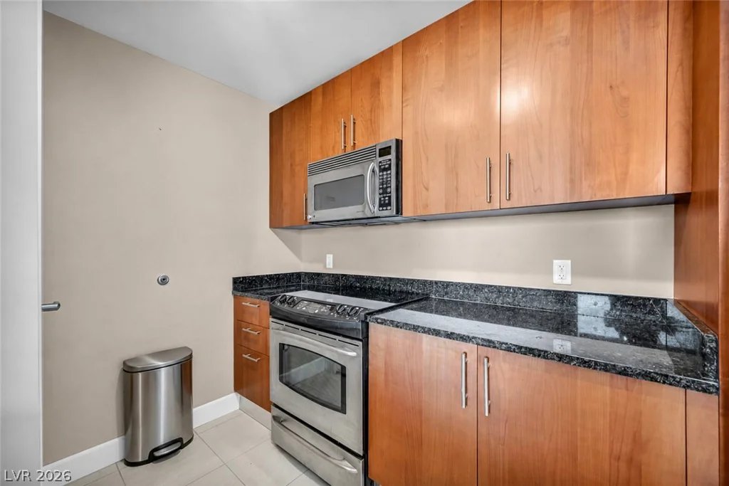 200 Sahara, Las Vegas, NV 89102