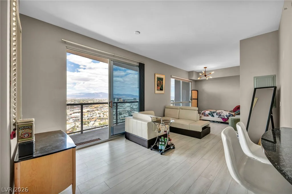 200 Sahara, Las Vegas, NV 89102