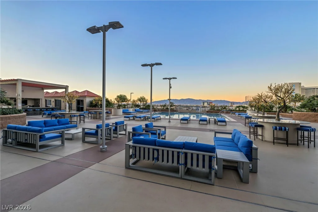 200 Sahara, Las Vegas, NV 89102