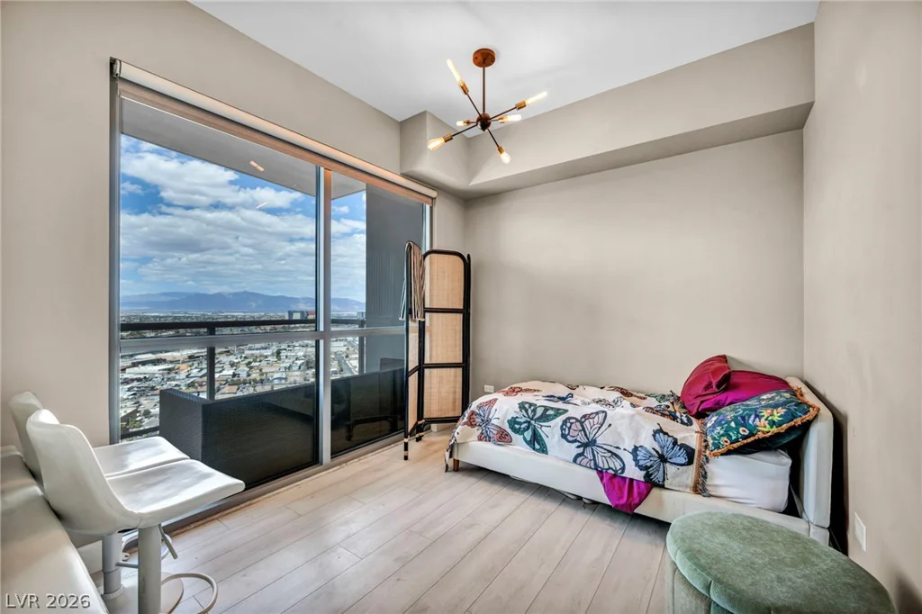 200 Sahara, Las Vegas, NV 89102