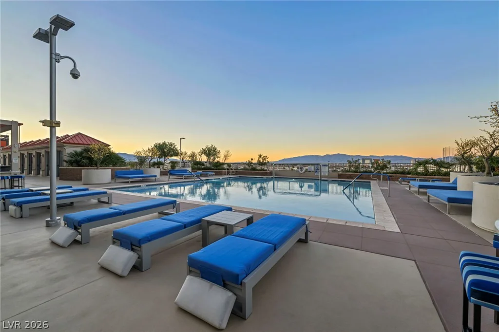 200 Sahara, Las Vegas, NV 89102