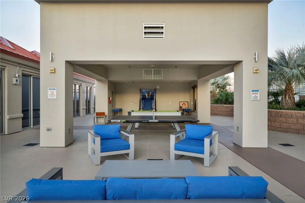 200 Sahara, Las Vegas, NV 89102