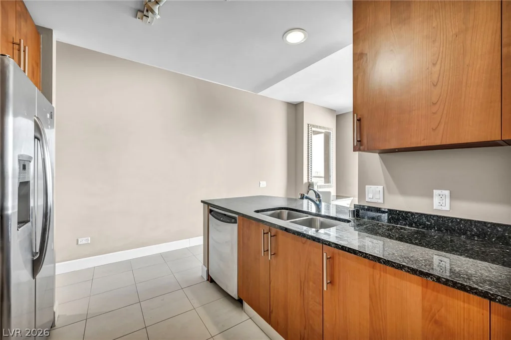 200 Sahara, Las Vegas, NV 89102