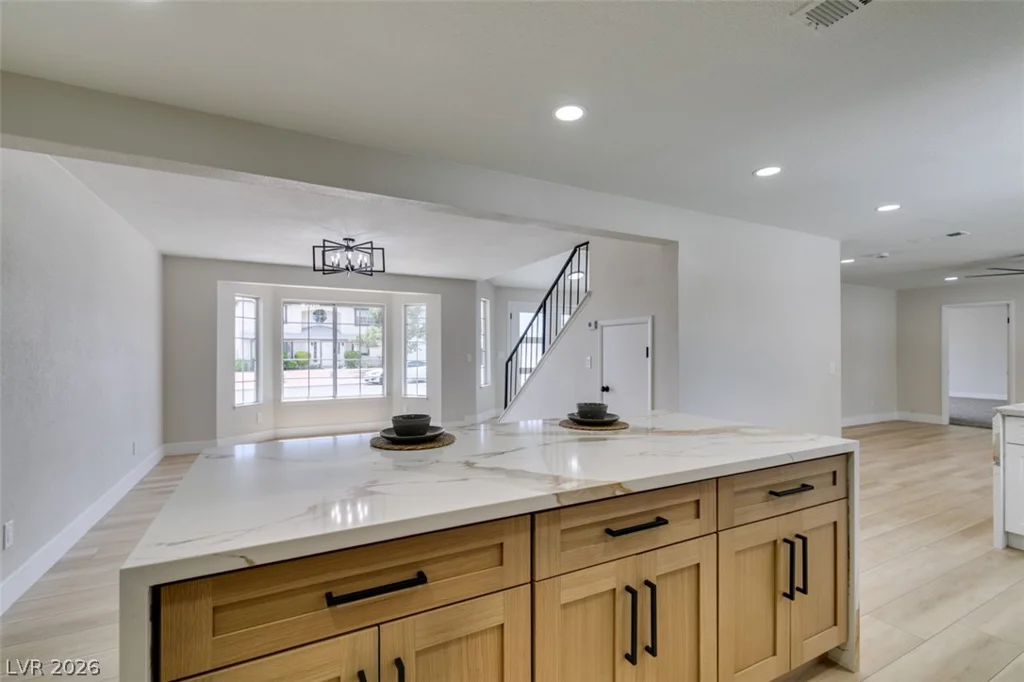 4702 Black Stallion, North Las Vegas, NV 89031