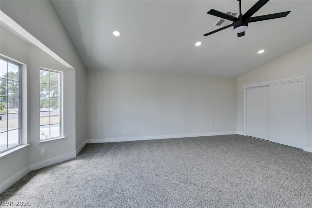 4702 Black Stallion, North Las Vegas, NV 89031