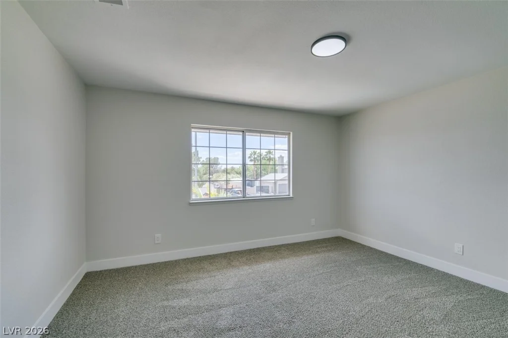 4702 Black Stallion, North Las Vegas, NV 89031