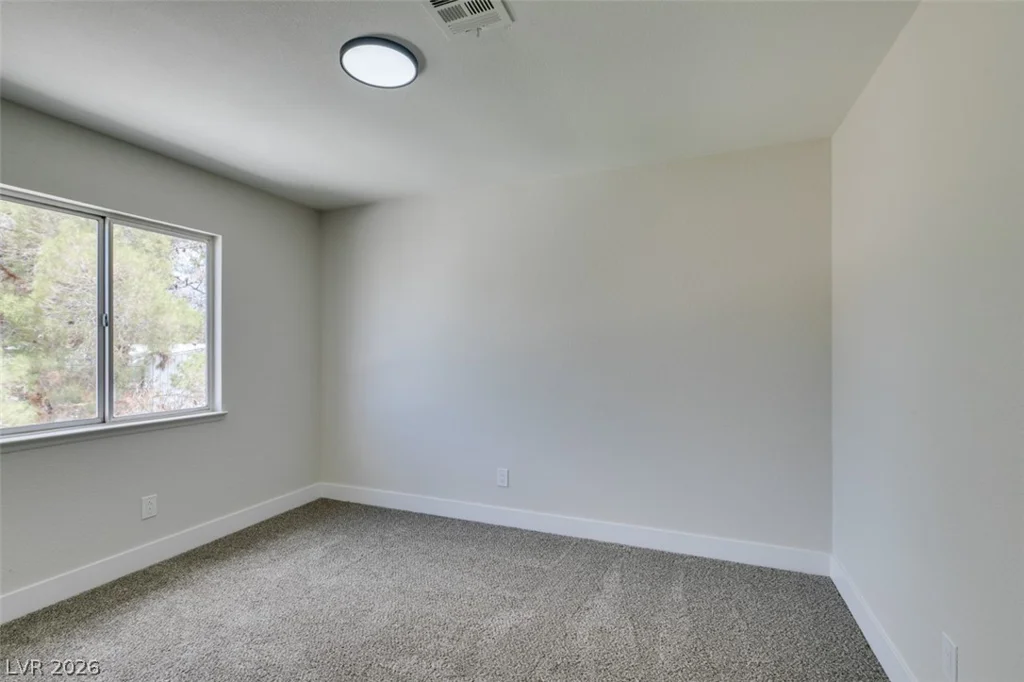4702 Black Stallion, North Las Vegas, NV 89031