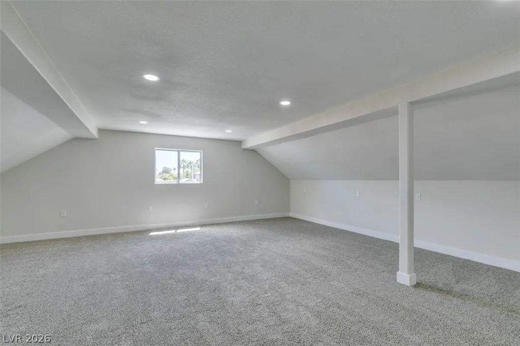 4702 Black Stallion, North Las Vegas, NV 89031