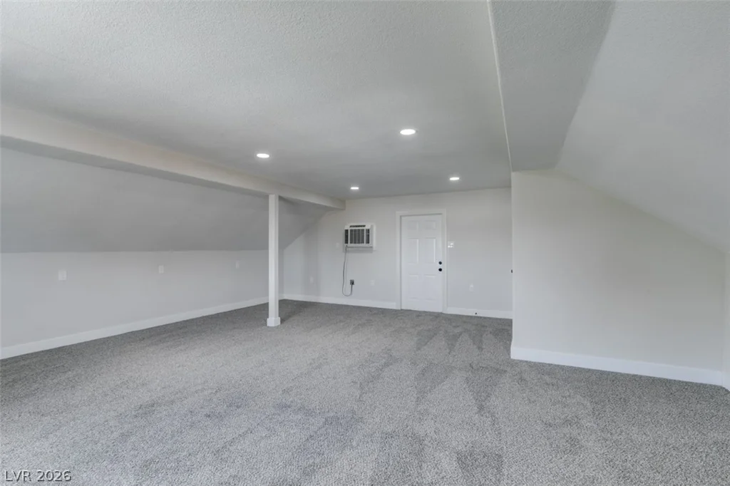 4702 Black Stallion, North Las Vegas, NV 89031