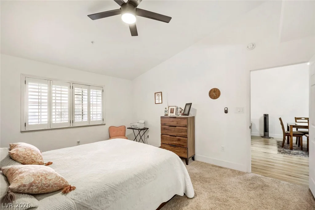 2851 Valley View, Las Vegas, NV 89102