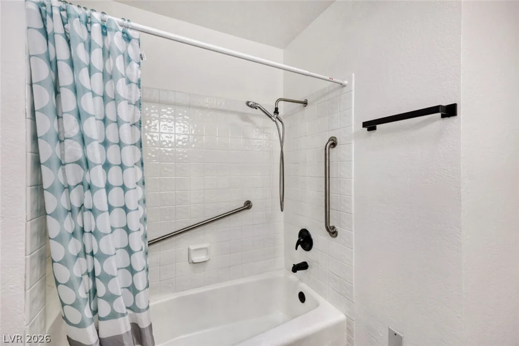 2851 Valley View, Las Vegas, NV 89102