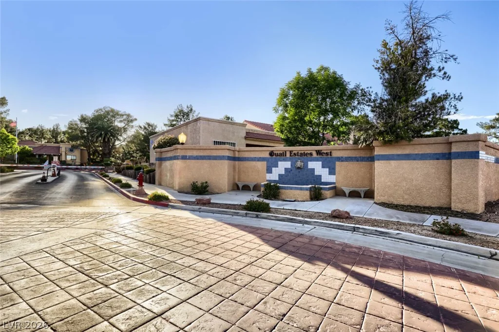 2851 Valley View, Las Vegas, NV 89102