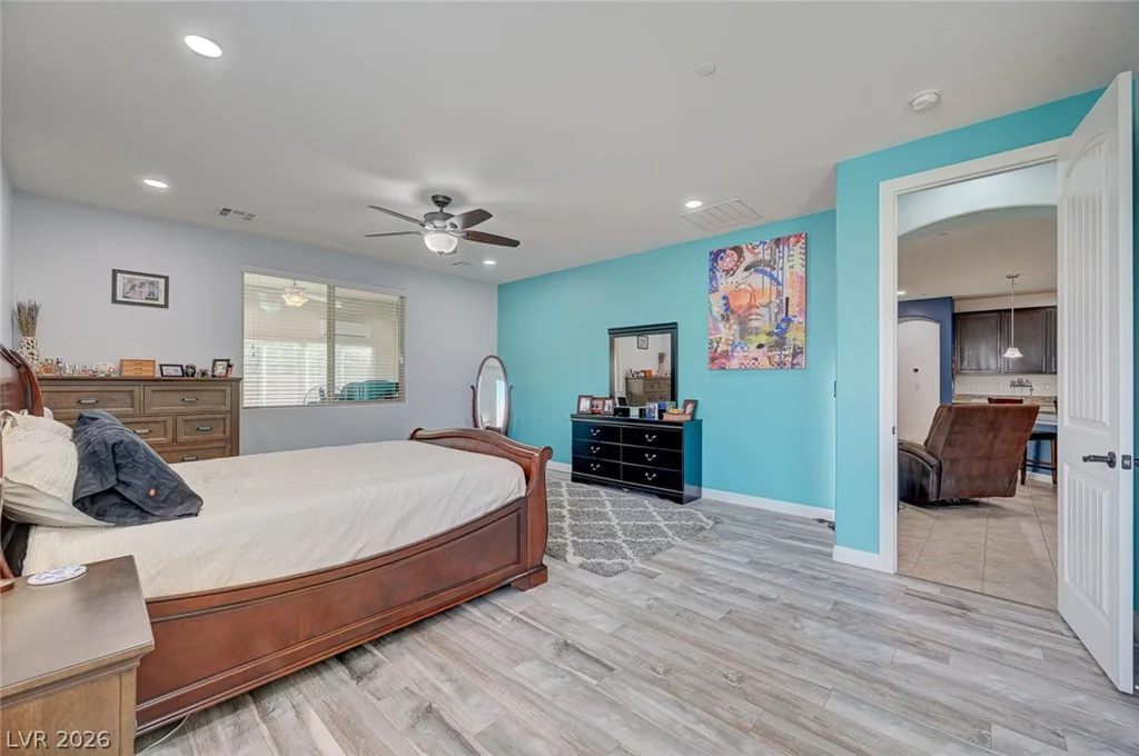 676 Suguaro Bluffs, Henderson, NV 89014