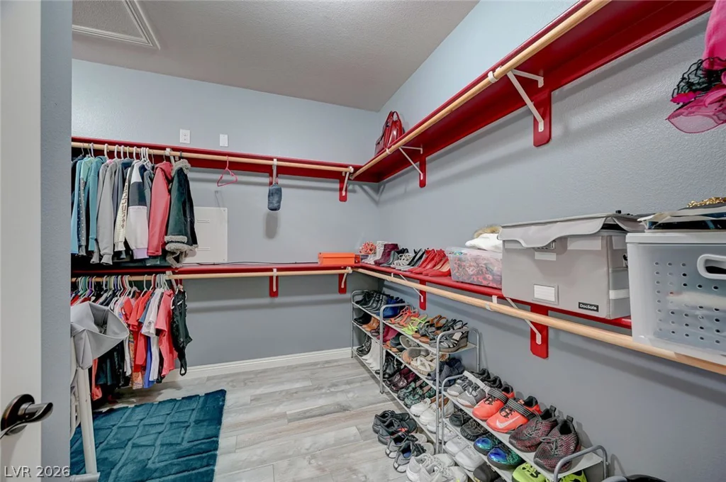 676 Suguaro Bluffs, Henderson, NV 89014
