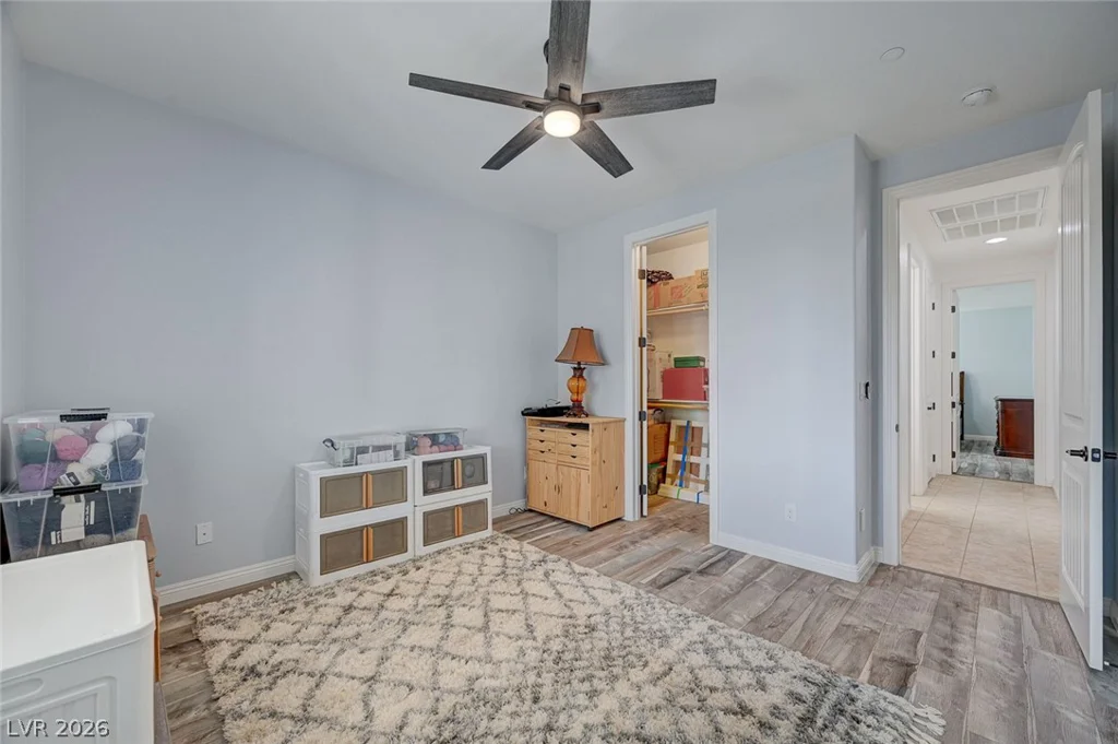 676 Suguaro Bluffs, Henderson, NV 89014