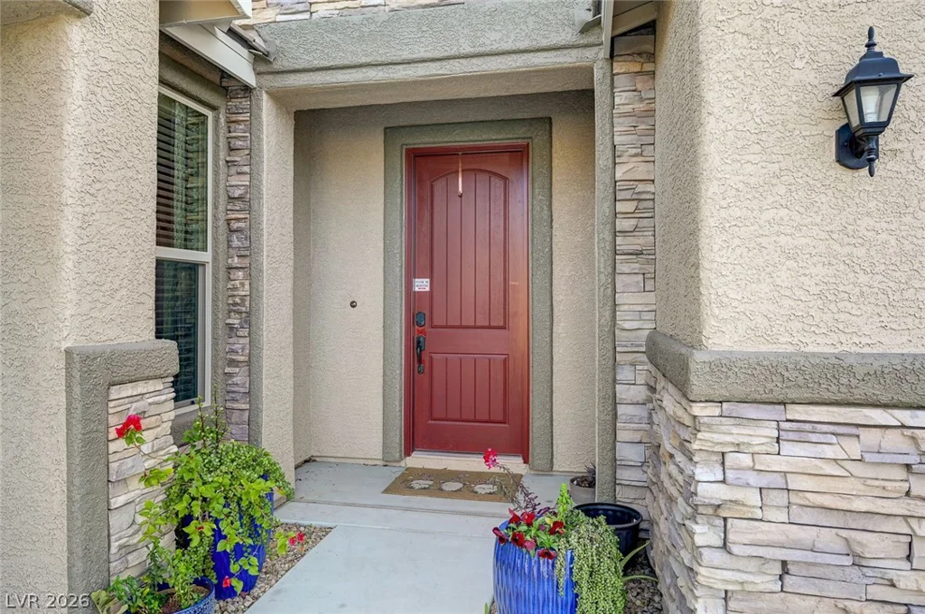 676 Suguaro Bluffs, Henderson, NV 89014