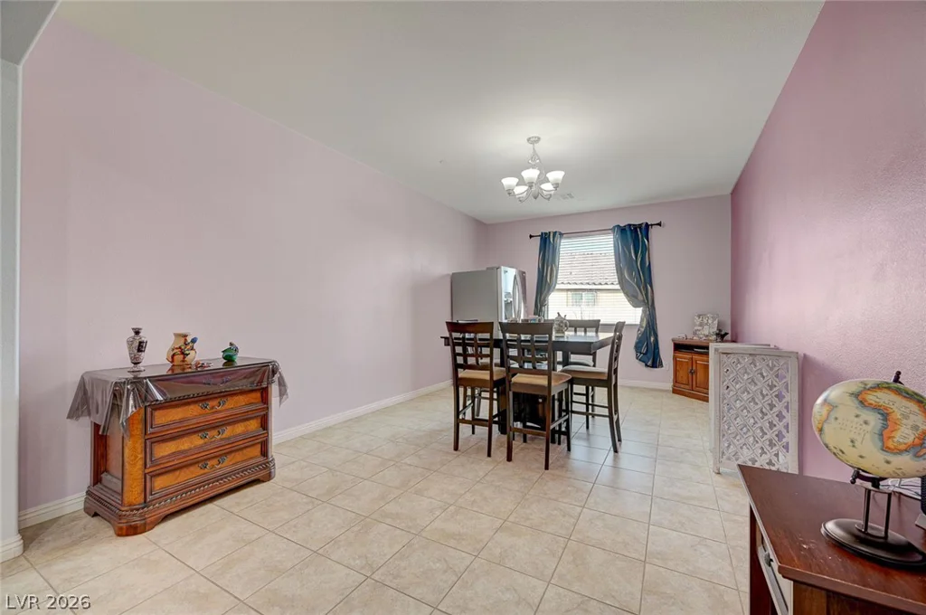 676 Suguaro Bluffs, Henderson, NV 89014