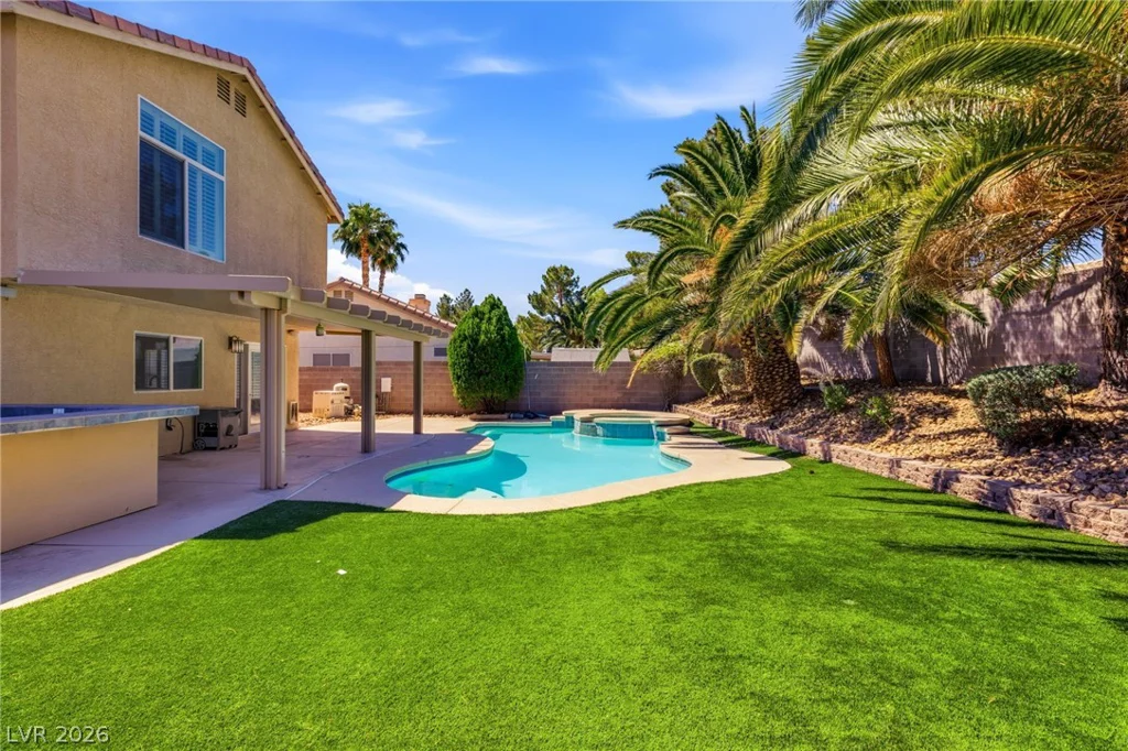 8611 Bolin, Las Vegas, NV 89123