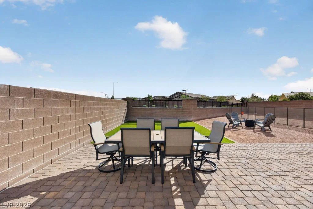 1919 Elena Brook, North Las Vegas, NV 89084