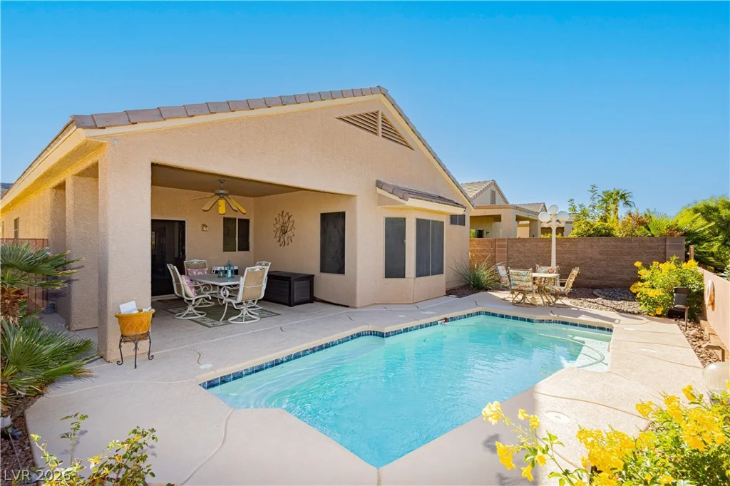 1802 Cypress Bay, Henderson, NV 89012