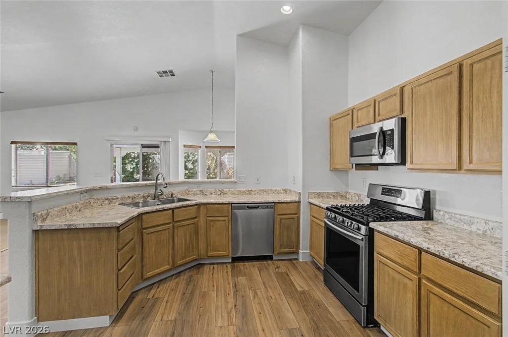 1424 Iris Kelly, North Las Vegas, NV 89081