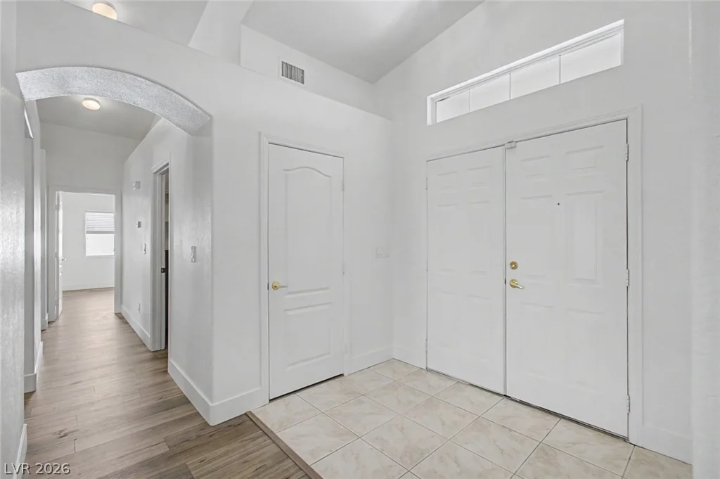 1424 Iris Kelly, North Las Vegas, NV 89081