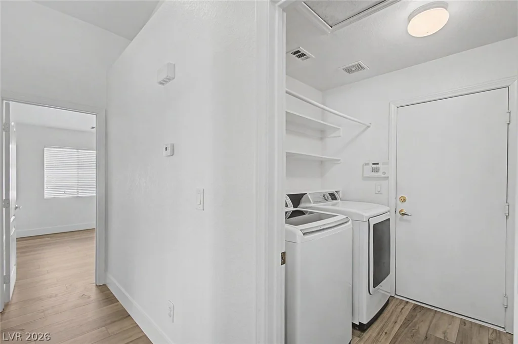 1424 Iris Kelly, North Las Vegas, NV 89081