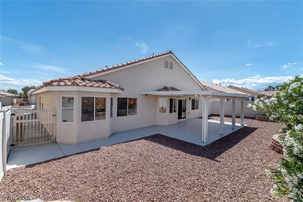 1424 Iris Kelly, North Las Vegas, NV 89081
