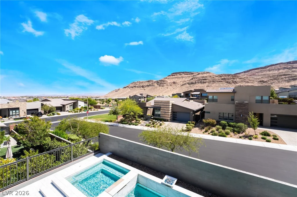 6812 Double Star, Las Vegas, NV 89135