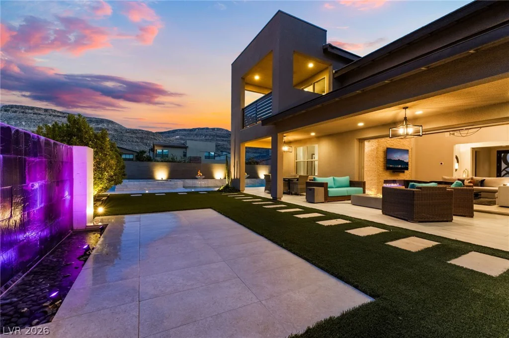 6812 Double Star, Las Vegas, NV 89135