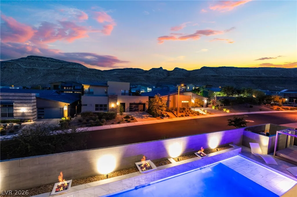 6812 Double Star, Las Vegas, NV 89135