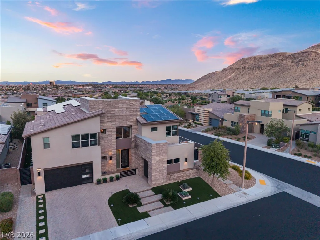 6812 Double Star, Las Vegas, NV 89135