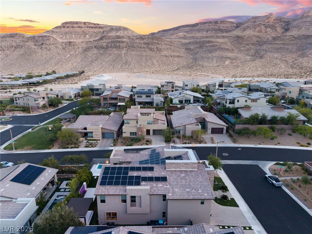 6812 Double Star, Las Vegas, NV 89135