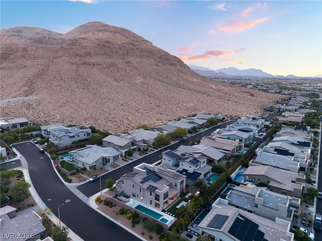 6812 Double Star, Las Vegas, NV 89135