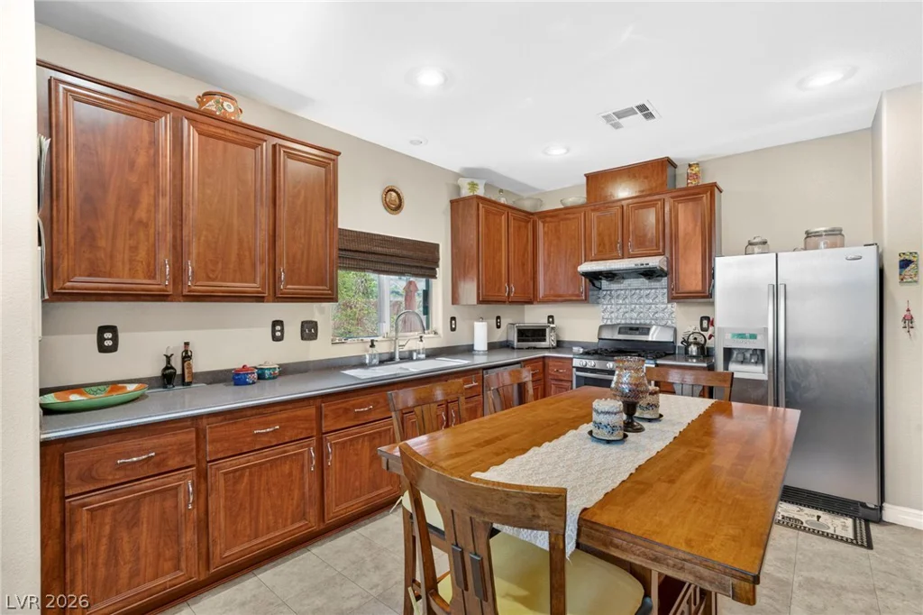 6716 Grandview Ridge, Las Vegas, NV 89139