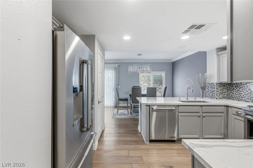 830 Cozette, Las Vegas, NV 89144