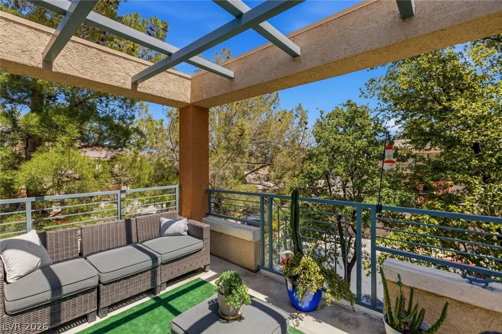830 Cozette, Las Vegas, NV 89144