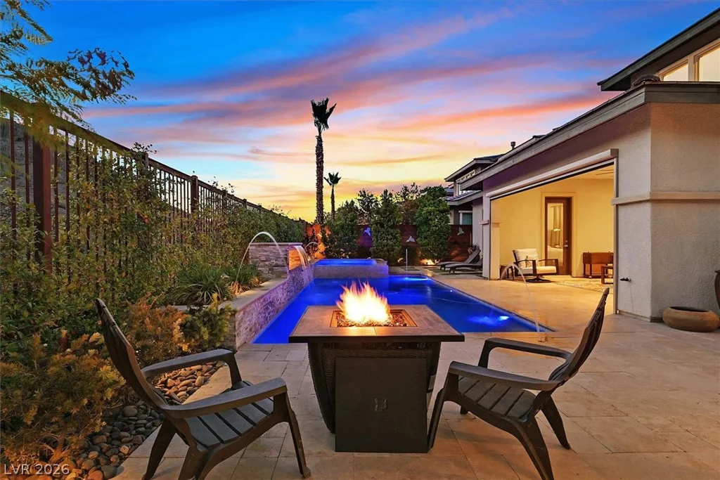 5881 Heaven View, Las Vegas, NV 89135